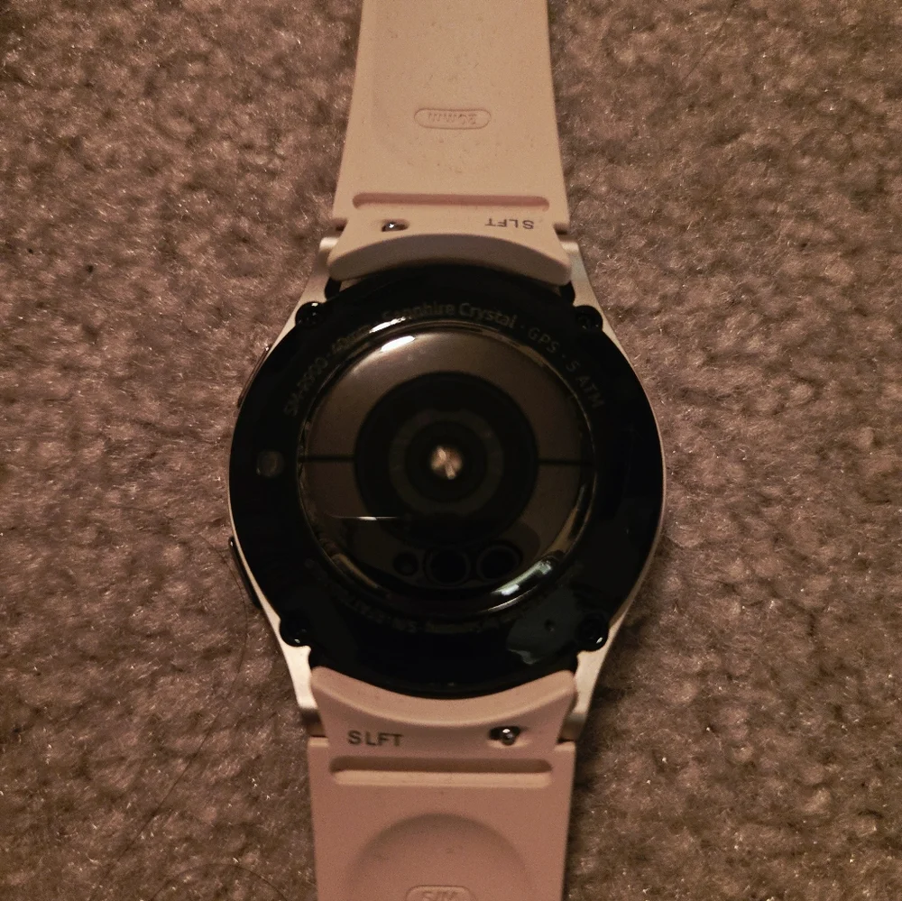 Samsung Galaxy Watch5 Blush Pink Silicone Band